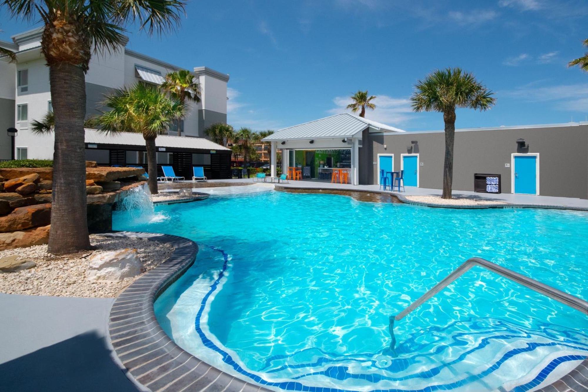 Hotel Towneplace By Marriott Island 3*